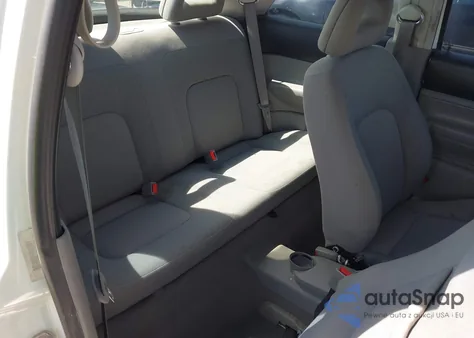 1998 Volkswagen New Beetle z USA, uszkodzony, nr VIN 3VWBB61C6WM021694